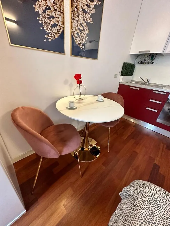 Cozy Apartment Center Bergamo
