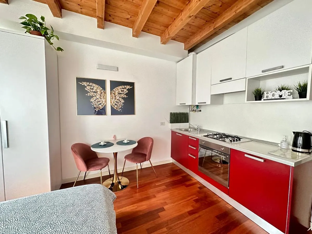 Cozy Apartment Center Bergamo Itálie